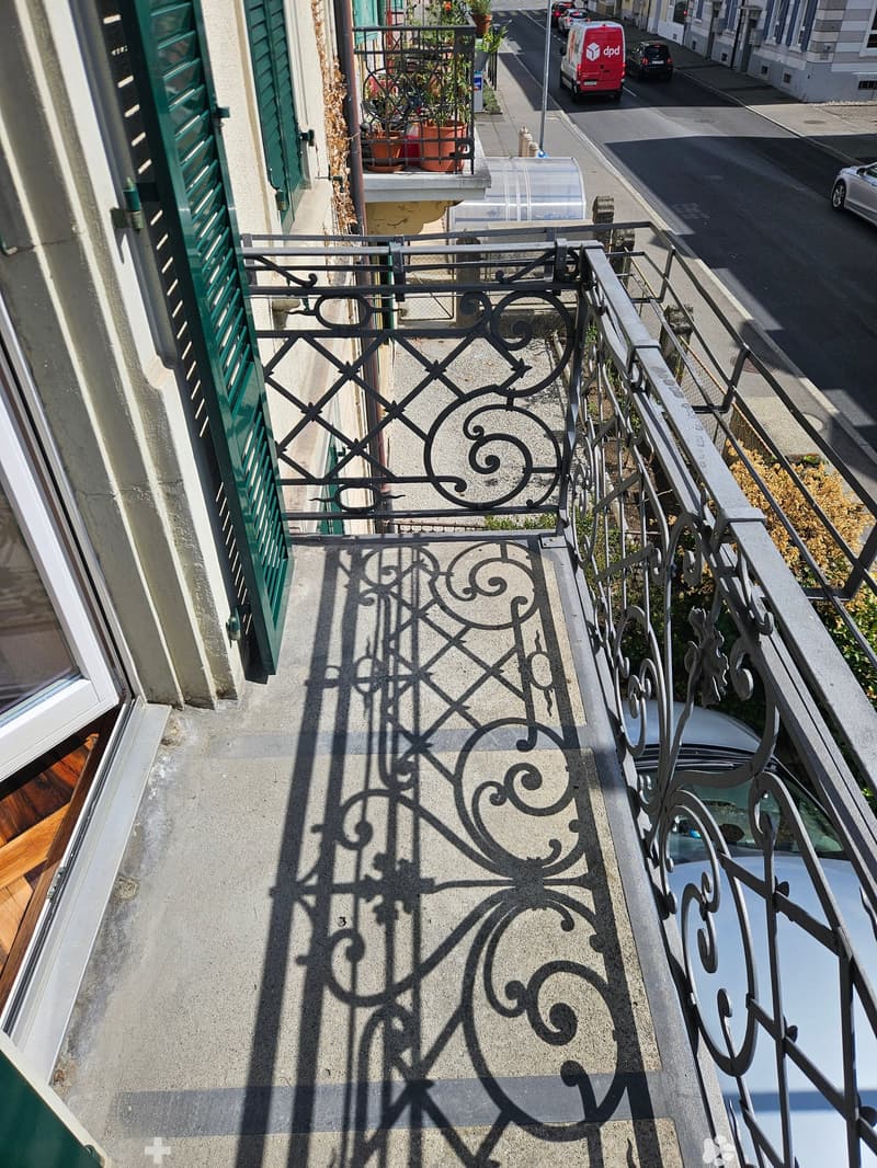 Charmante 3-Zimmer-Altbauwohnung mit Balkon in Biel/Bienne (7)