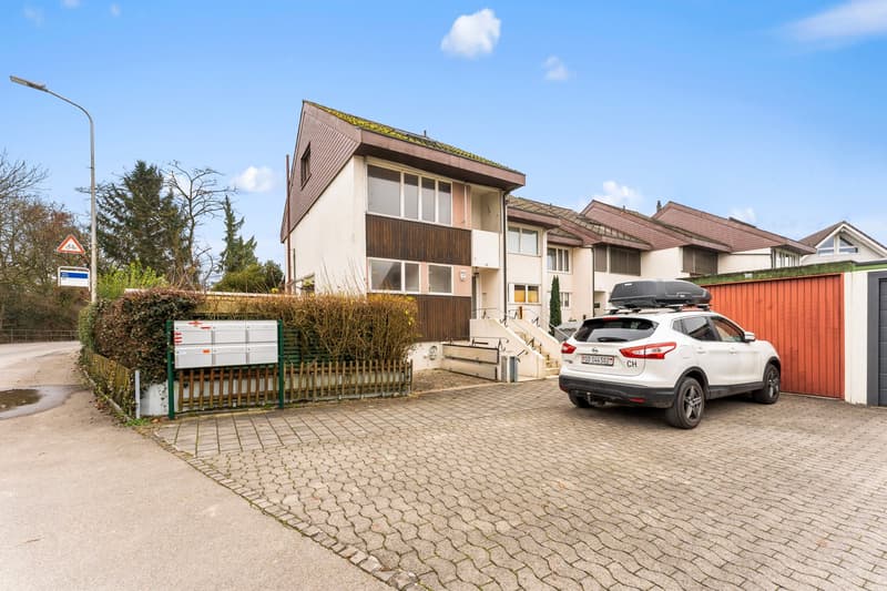 Reiheneckhaus mit grossem Garten und viel Gestaltungspotenzial (15)