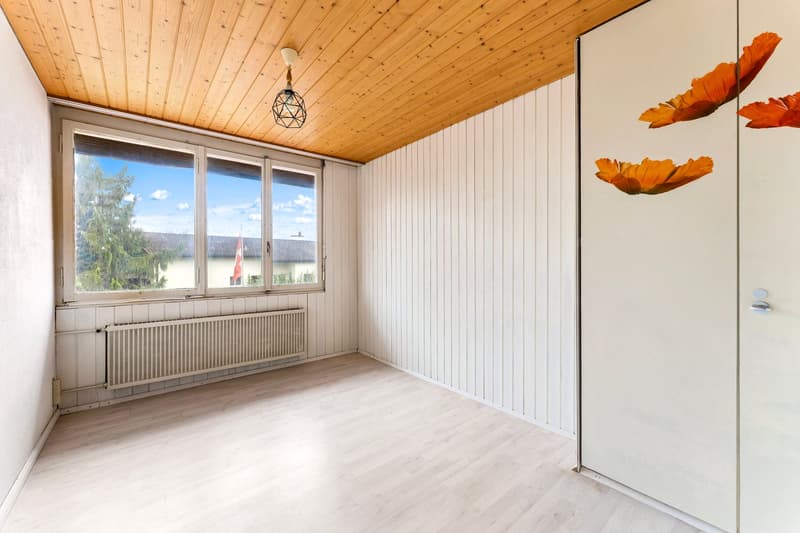 Reiheneckhaus mit grossem Garten und viel Gestaltungspotenzial (8)