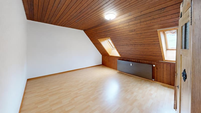 Charmante 5-Zimmer-Maisonette-Wohnung in Leuzigen – Ruhig, familienfreundlich und stilvoll! (3)