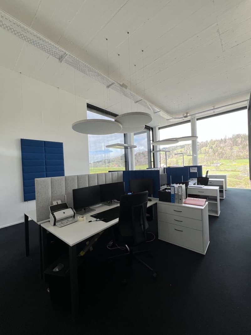 Surface administrative d'env. 420 m2 à louer à Bulle (8)