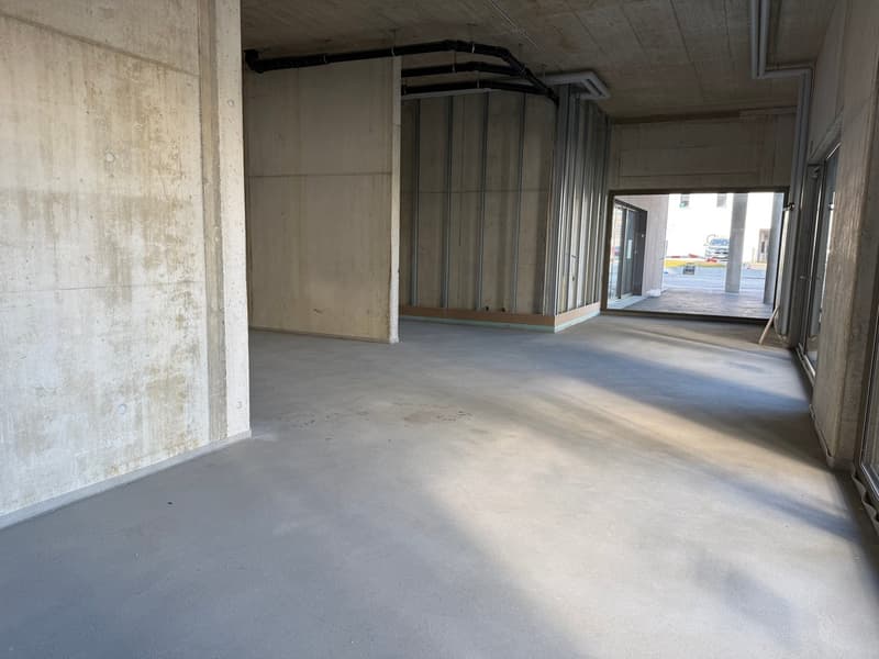 Surface commerciale d?env. 78.70 m2 aménageable au gré du preneur! (3)