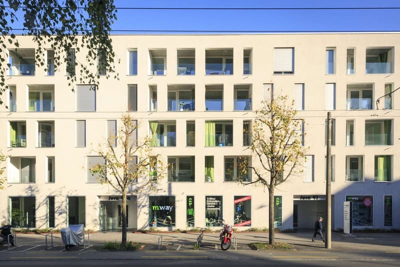 Appartement de 3,5 pièces au 1er étage d'environ 88.10m2 avec balcon (2)