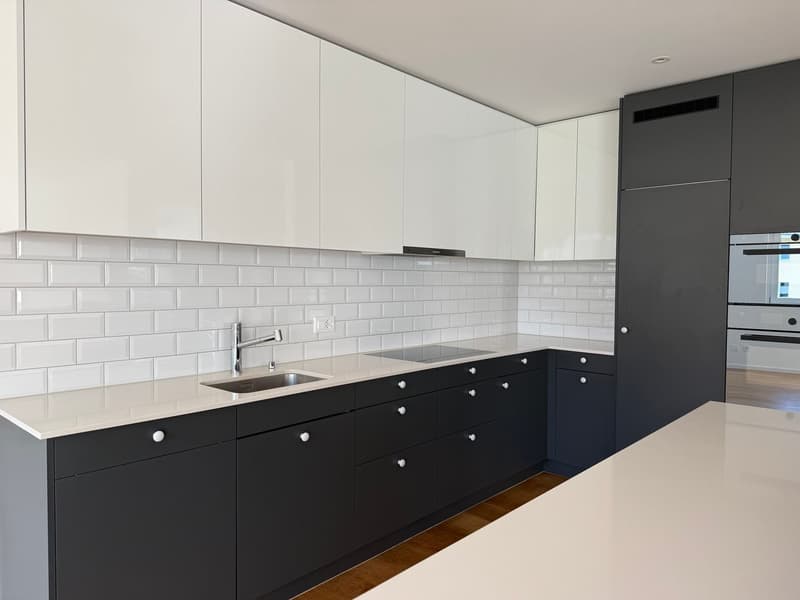 Appartement de 5.5 pièces d'env. 142 m2 avec terrasse à Bulle (2)