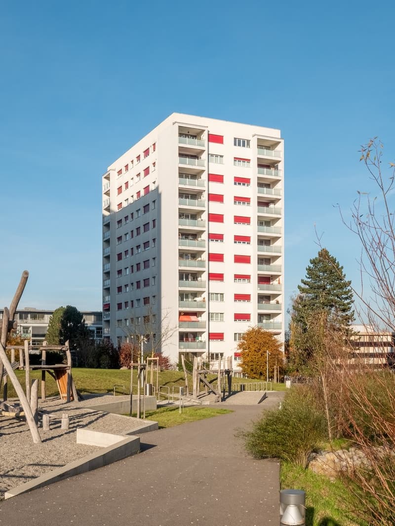 Appartement 3.5 pièces rénové au 2ème à Fribourg ! (2)