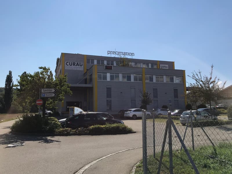 Surfaces commerciales modulables avec étagères (11)