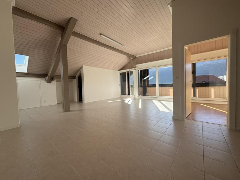 Grand appartement 4 pièces de 115 m² avec balcon ? La Sagne (3)