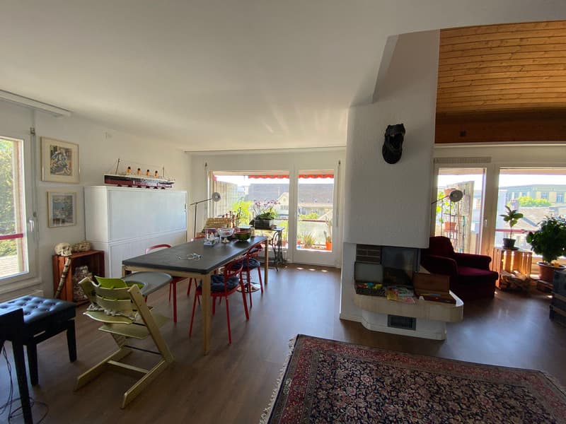 À louer ? Magnifique appartement de 4.5 pièces au dernier étage en centre-ville (2)