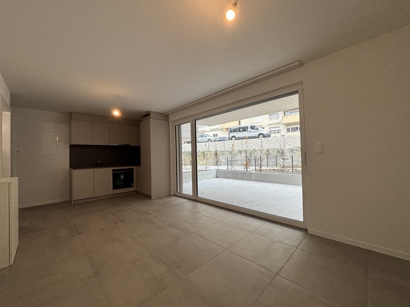 2190 - Studio neuf au rez-de-chaussée (1)