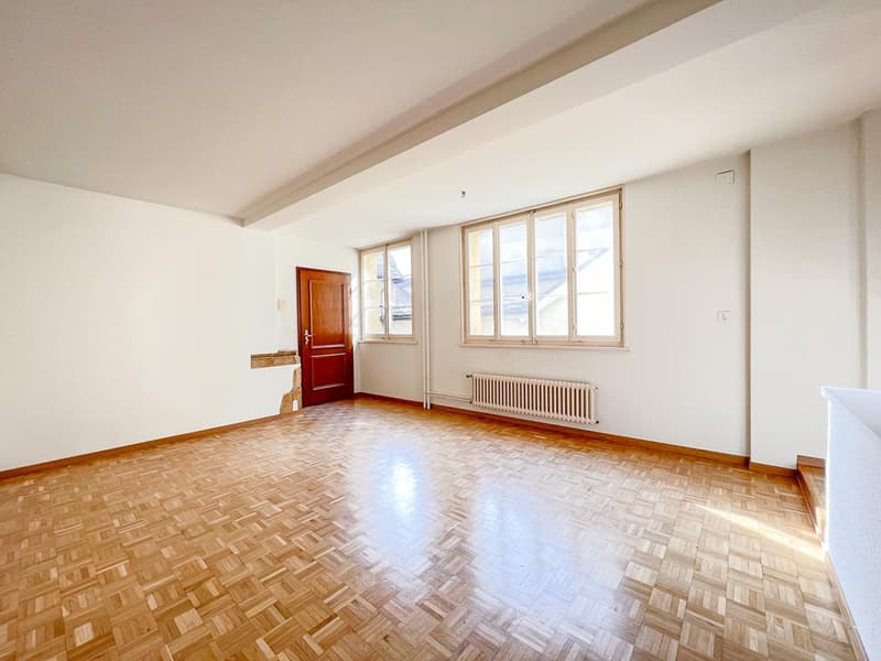 Appartement de 3,5 pièces au coeur du centre historique de Neuchâtel (1)