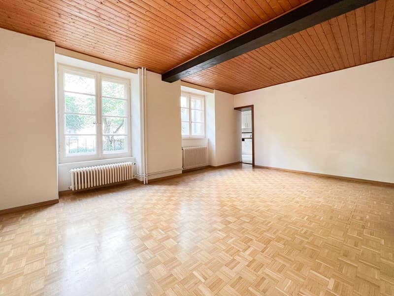 Appartement de 3,5 pièces au coeur du centre historique de Neuchâtel (2)