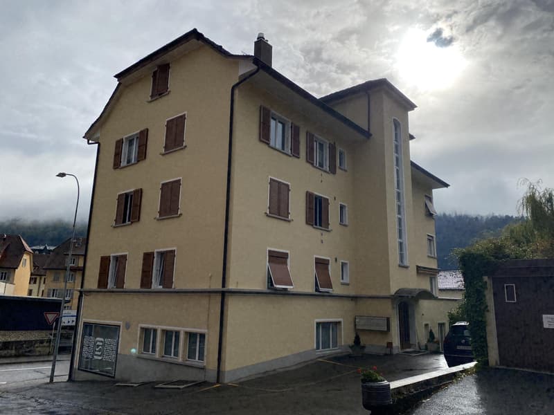 Nouvelle opportunité ! Bel appartement de 4 pièces au coeur de Tavannes (9)