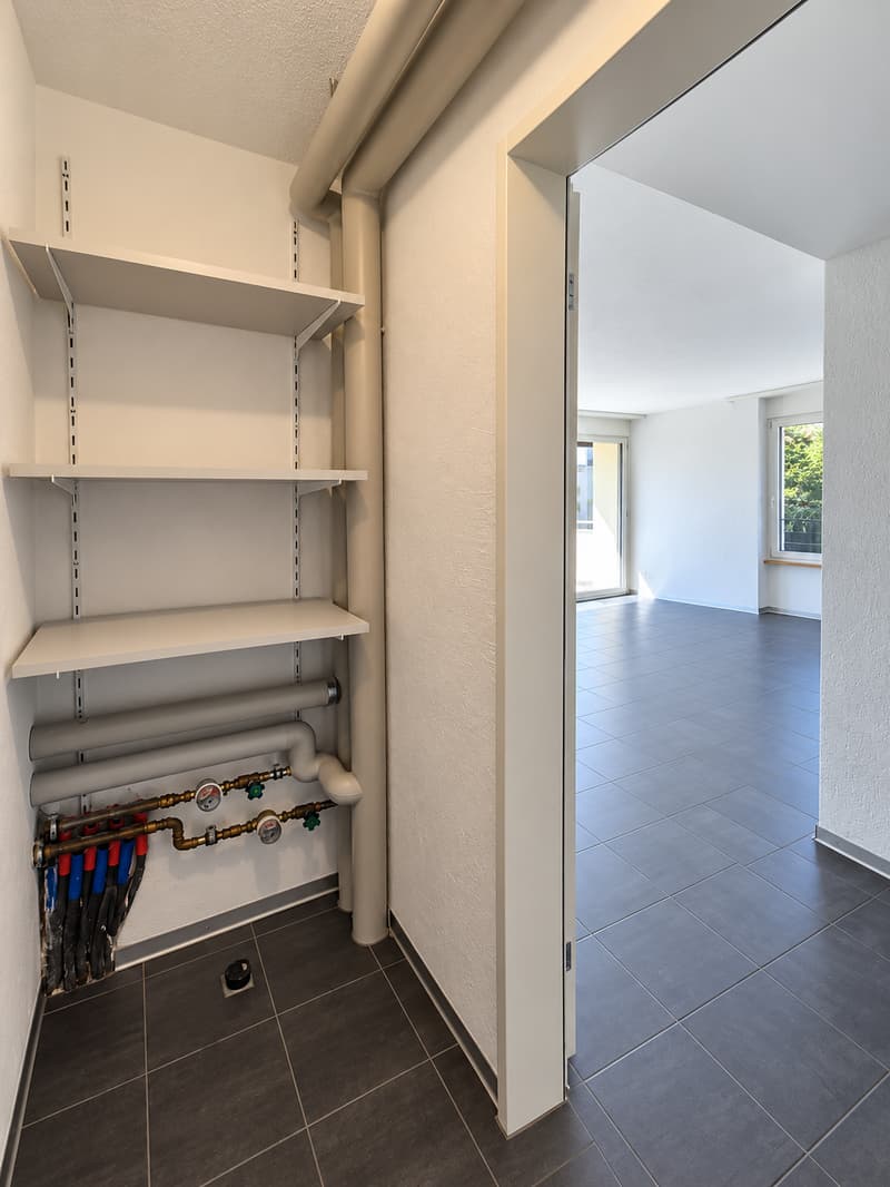 Moderne 4.5-Zimmer-Wohnung mit Balkon für Ihre Familie (9)