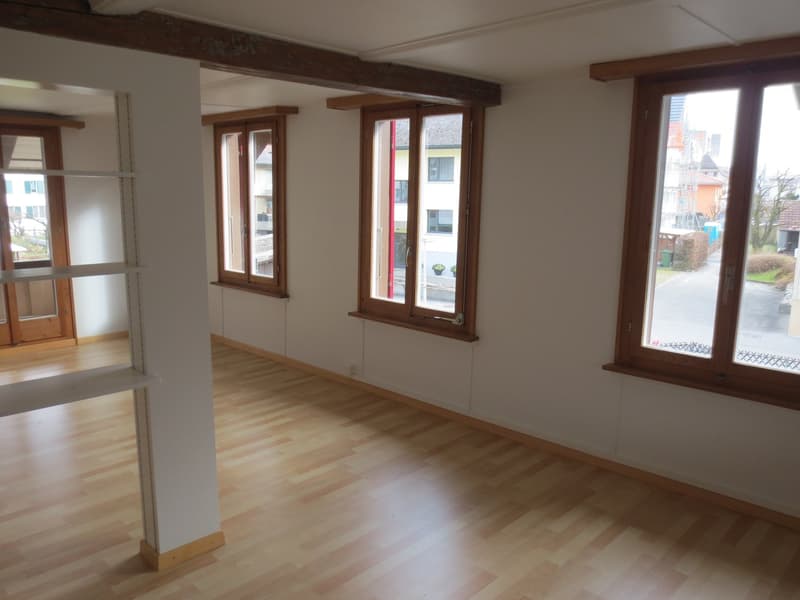 Charmante 4.5-Zimmer-Maisonette-Wohnung mit viel Cachet (4)