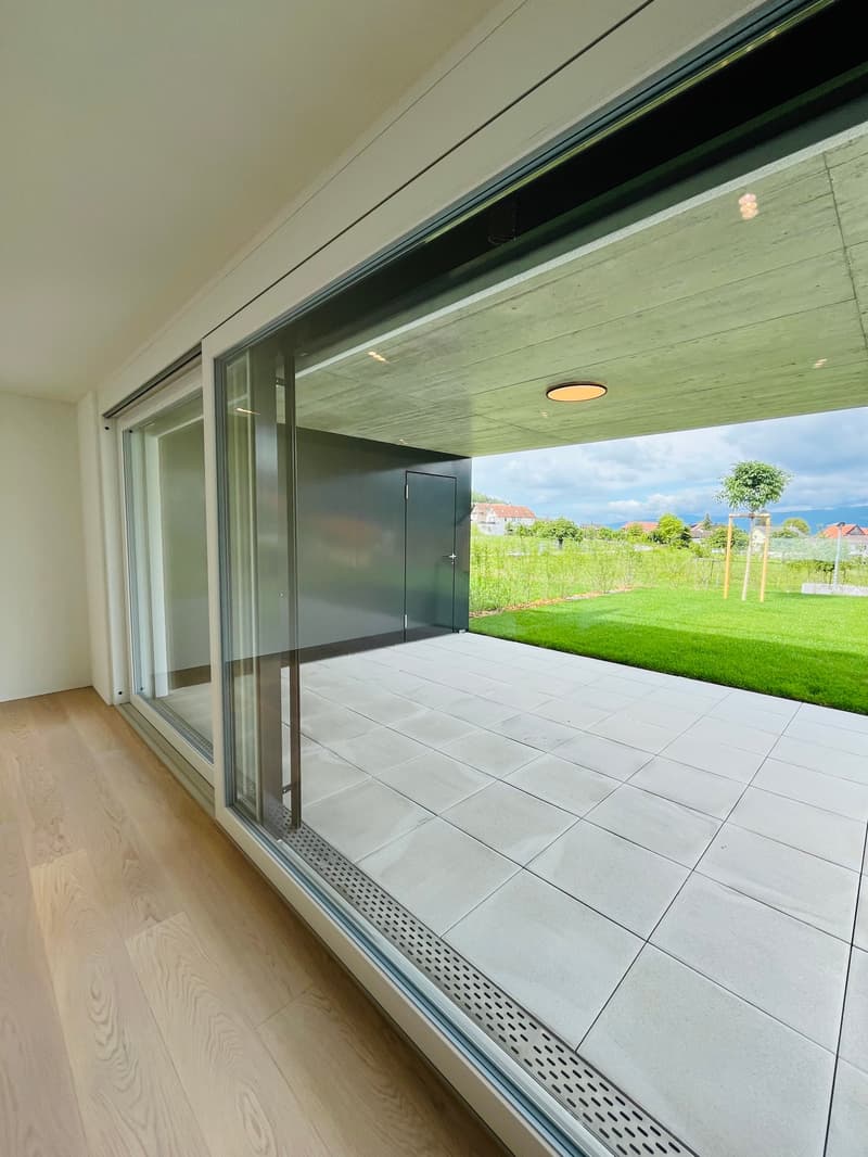 NEUBAU   Traumhaftes Eigenheim an sehr idyllischer Lage in Leuzigen (12)