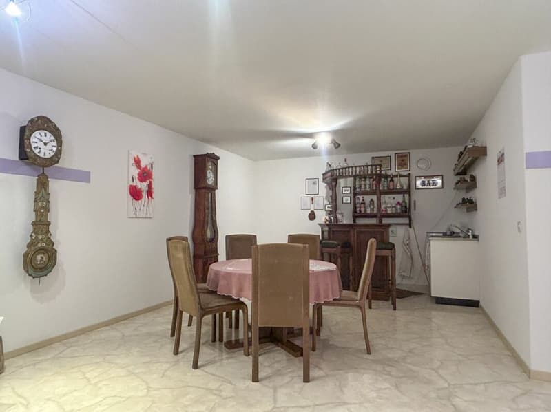 freistehendes Einfamilienhaus in ruhigem Quartier (11)