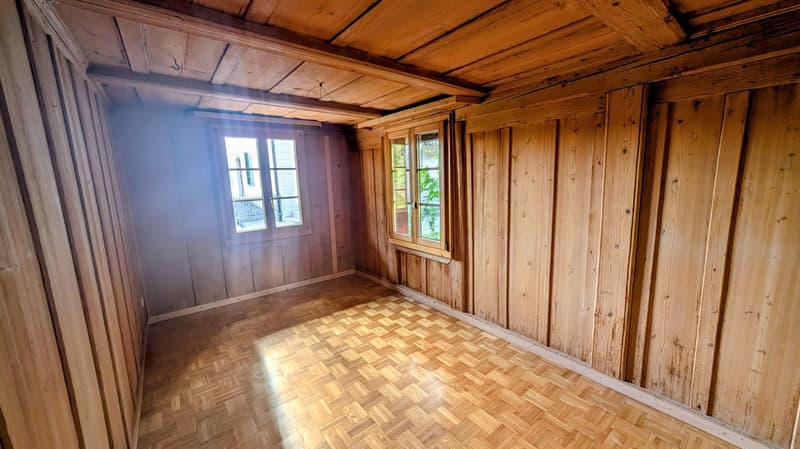 Charmantes, historisches Bauernhaus mit grossem Garten, Stallung und eigener Quelle in Lotzwil (9)