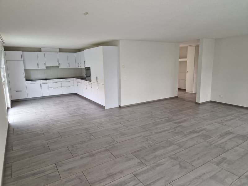 3 1/2-Zimmerwohnung Erdgeschoss in Feldbrunnen (2)
