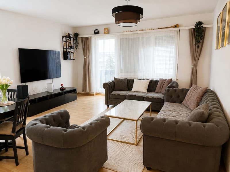 Schöne neu sanierte Wohnung mit Balkon und Lift (4)