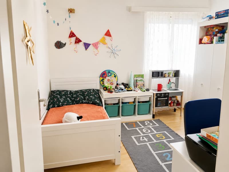 Schöne neu sanierte Wohnung mit Balkon und Lift (6)