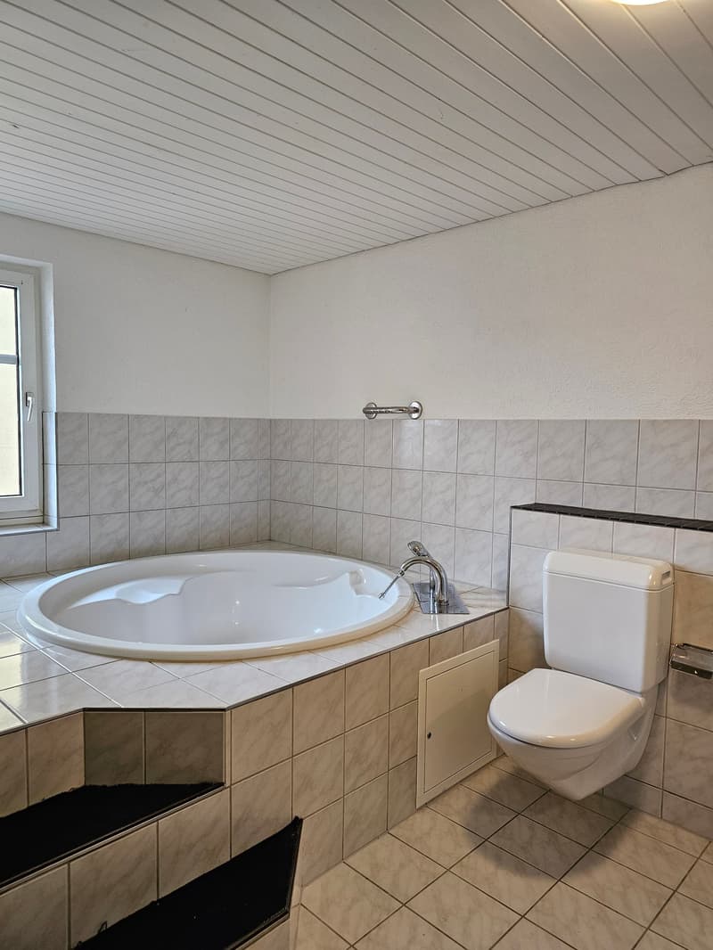 Renovierte 5.5-Zimmerwohnung im Herzen von Herisau (3)