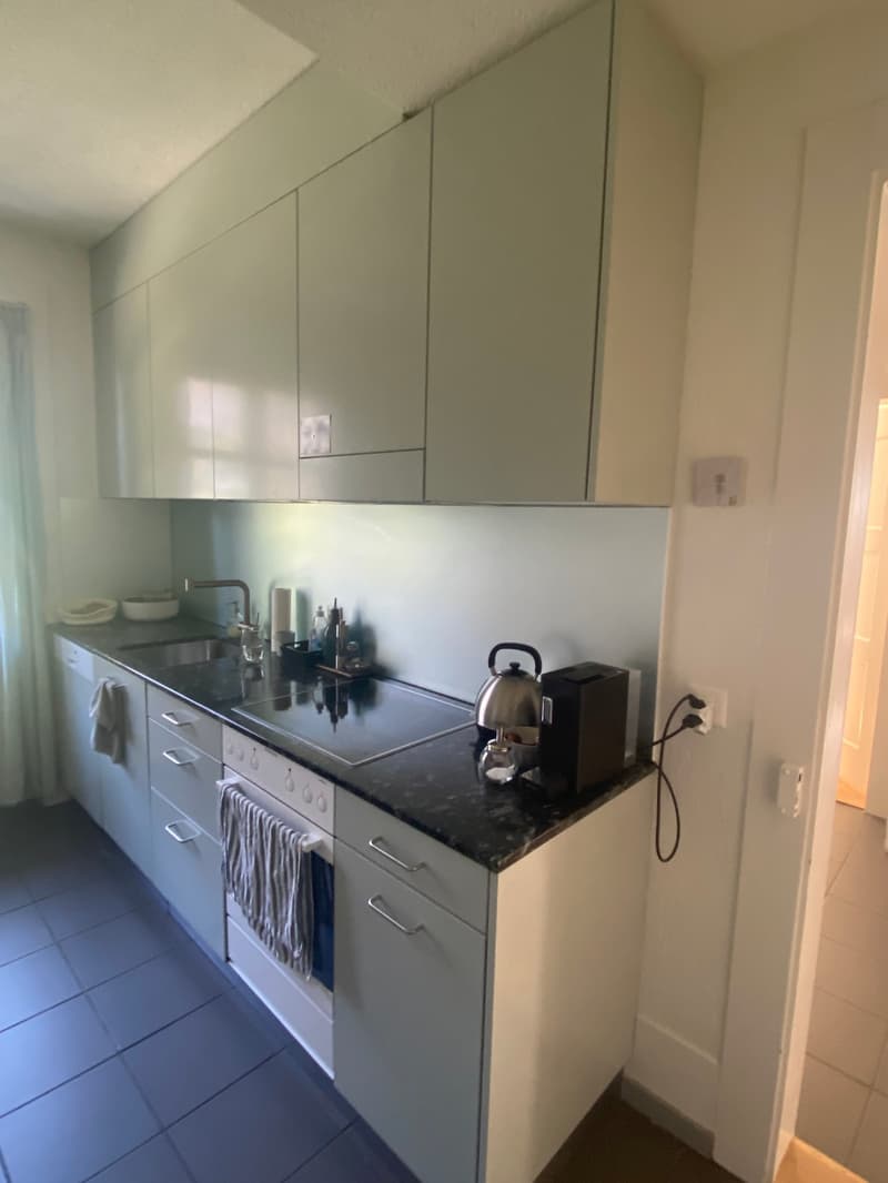 Charmante 3-Zimmer-Altbauwohnung mit Balkon in Bern (2)