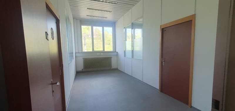 Büros von 279 m² in Penthalaz (10)