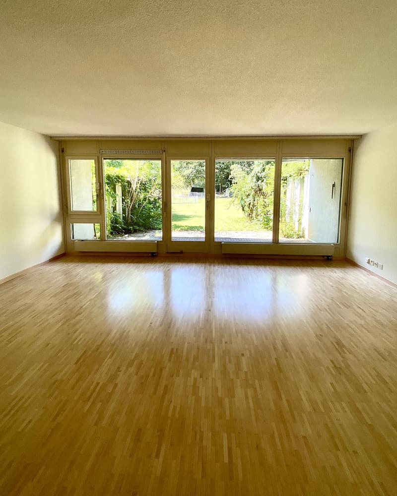Charmante 1 Zimmer-Parterrewohnung mit Gartensitzplatz (2)