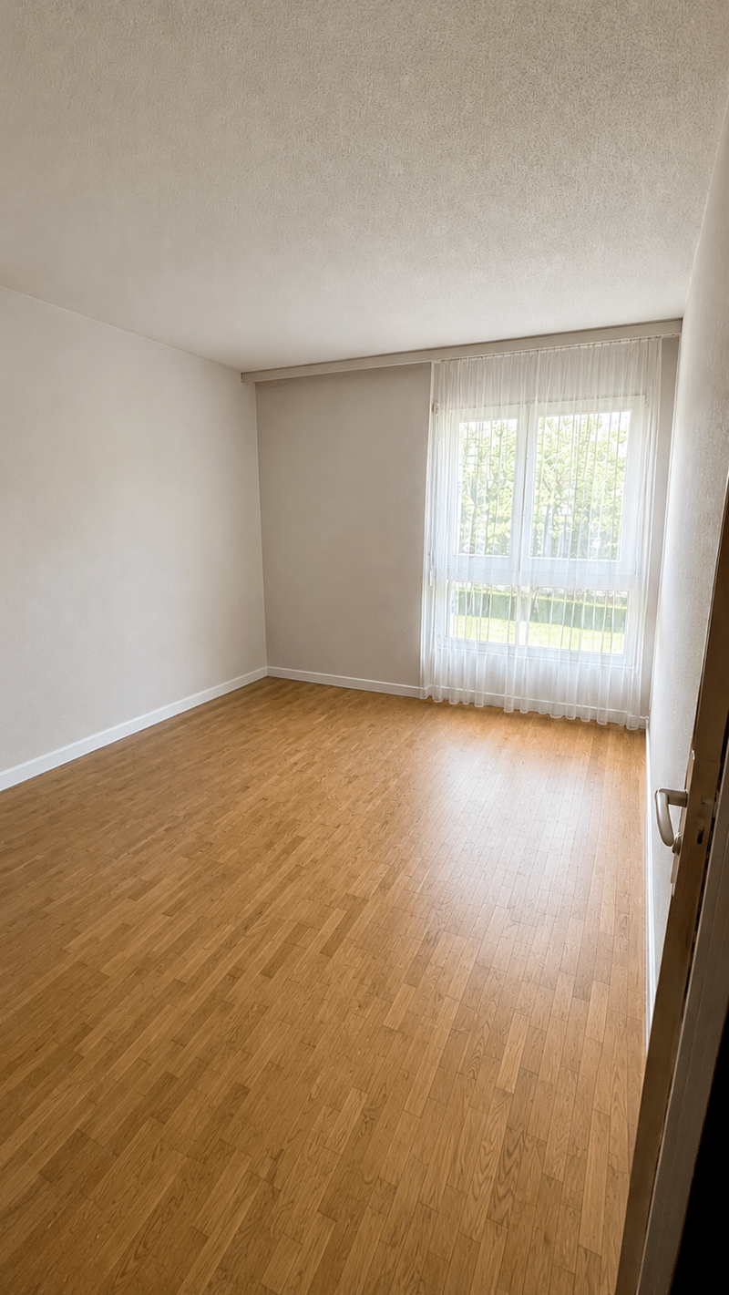 Frisch sanierte 5-Zimmerwohnung im Hochparterre mit Balkon (4)