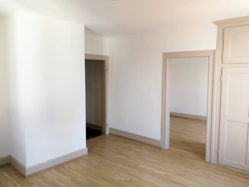 Sanierte Stadtwohnung im Herzen von Thun (3)