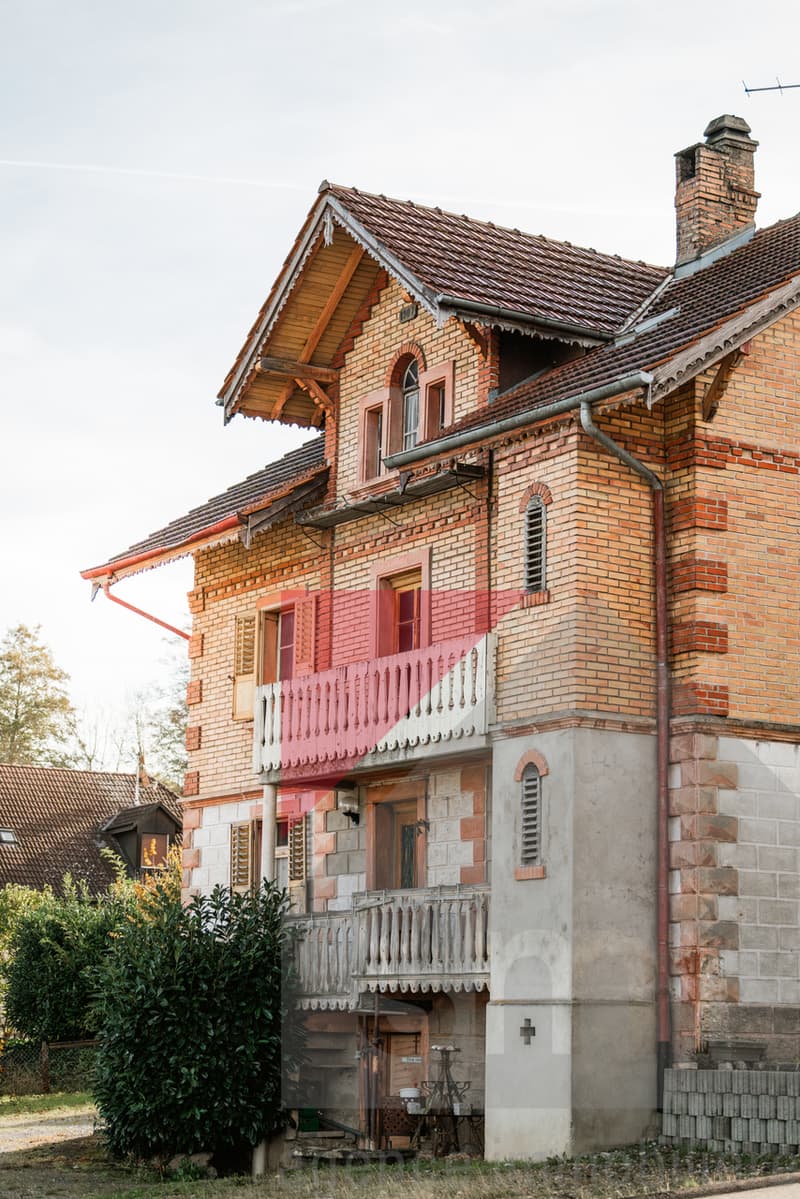 Maison villageoise de caractère s/une parcelle de 1005m2 zone centre (2)