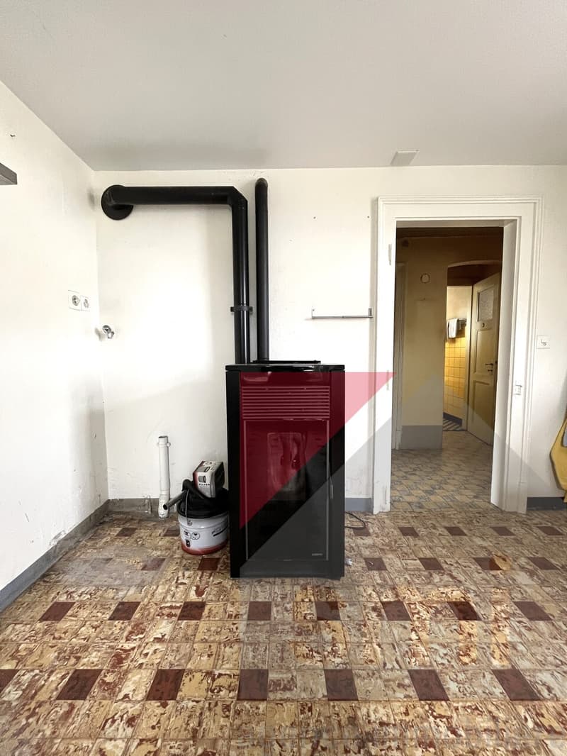 Maison villageoise de caractère s/une parcelle de 1005m2 zone centre (8)