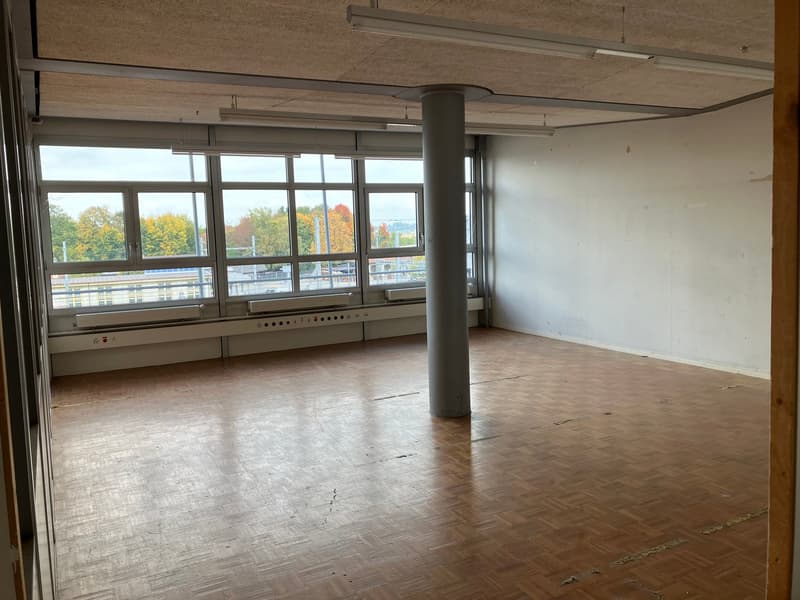 grosszügige Gewerberäume zur Zwischennutzung (8)