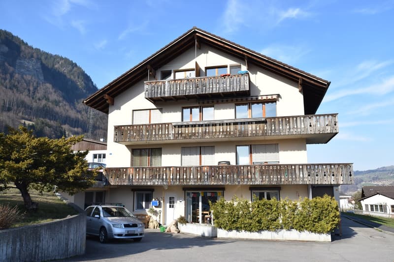 Mehrfamilienhaus