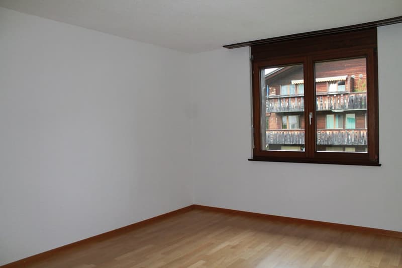 Schöne, helle 4-Zimmer-Wohnung in Frutigen (3)