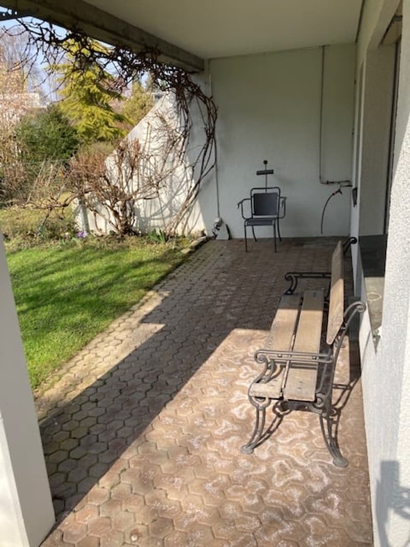 3,5 bzw. 4,5 Zimmer Reihen-Eck-Einfamilienhaus top Zustand (108 m2) mit grosser Gartenanlage (12)