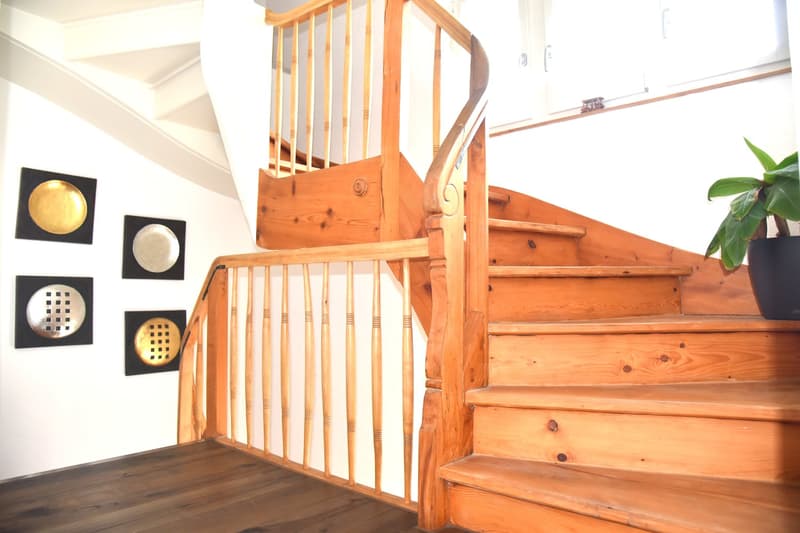 Treppe im Obergeschoss - Verbindung zu EG + DG