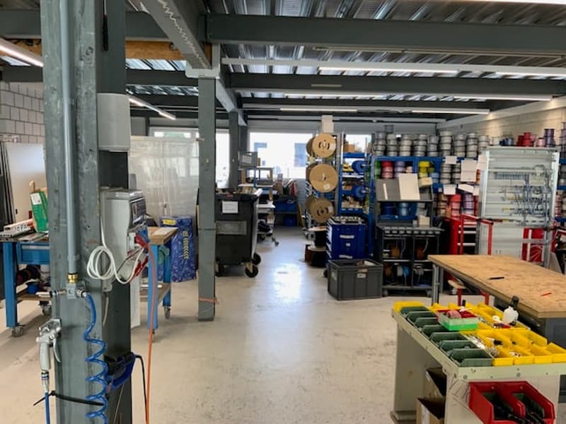 Rentable industrial and office space in Murten (11)