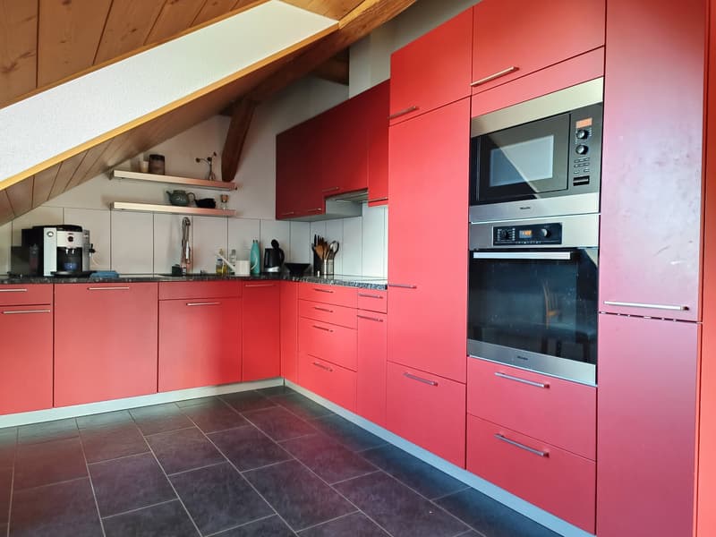 Helle 3 1/2-Zimmer-Dachwohnung mit Terrasse in Galmiz (7)