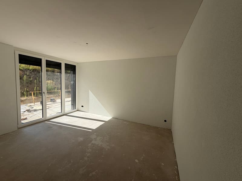 Gemütlicher Sitzplatz, grosse Wohnung! Bezug im Dezember 2026 möglich! Sie wählen den Innenausbau! (5)