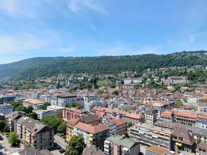 Einstellhallenplätze im Stadtzentrum zu vermieten (1)