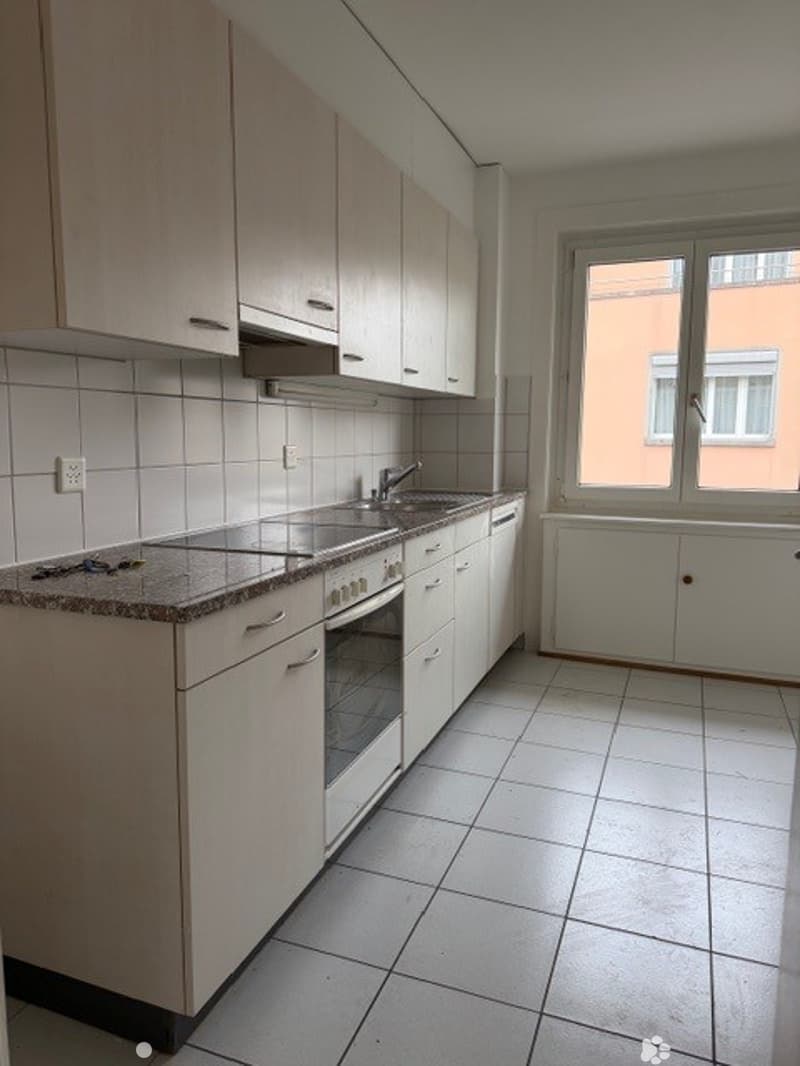 Charmante 4-Zimmer-Wohnung nahe Bielersee (3)