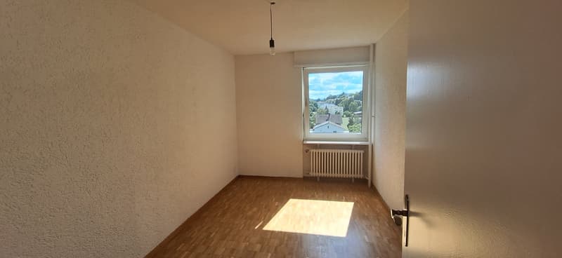 Helle 4.5-Zimmer-Wohnung und traumhafter Aussicht in Grenchen (5)