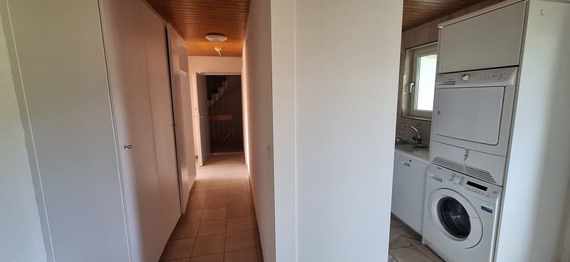 Helle 4.5-Zimmer-Wohnung und traumhafter Aussicht in Grenchen (2)