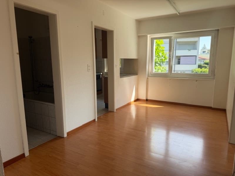 Ruhig gelegen und preislich sehr interessant - 3.5 Zimmerwohnung (6)