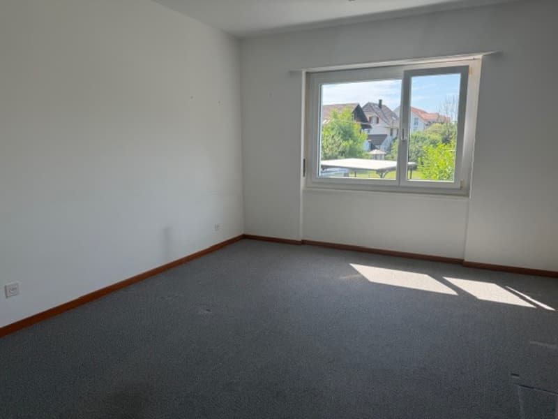 Ruhig gelegen und preislich sehr interessant - 3.5 Zimmerwohnung (4)