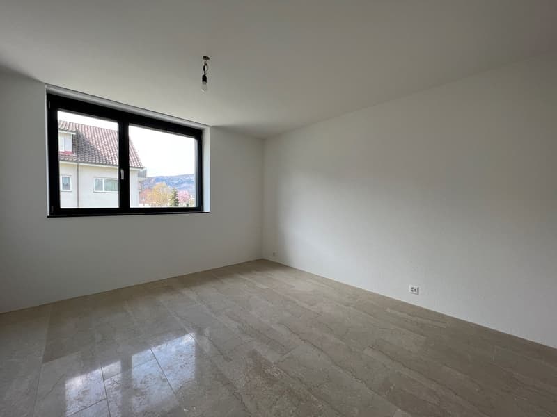 *** GELEGENHEIT *** TOP sanierte - 3 1/2 Zwg mit grossem Balkon (6)