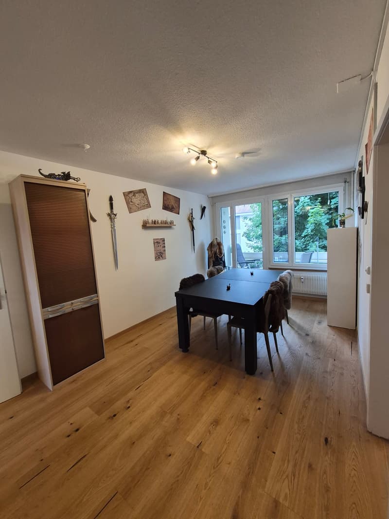 Ruhige 3.5-Zimmer-Wohnung mit Balkon in Lyss (BE) (2)
