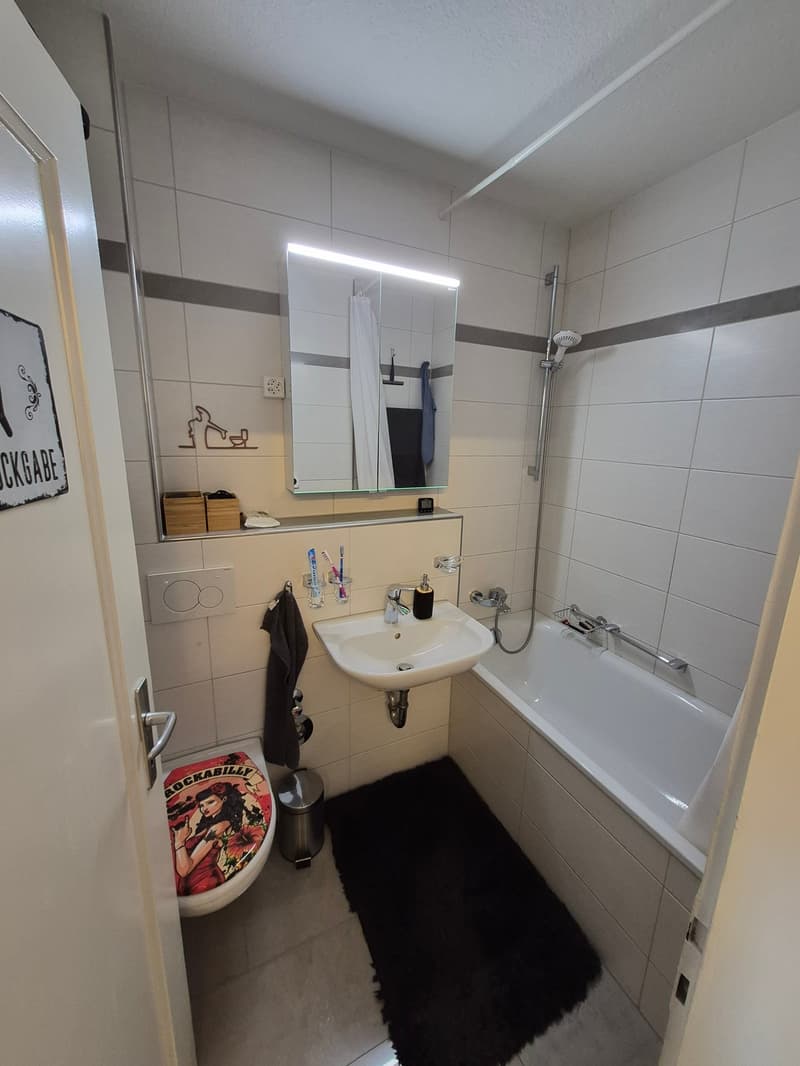 Ruhige 3.5-Zimmer-Wohnung mit Balkon in Lyss (BE) (8)