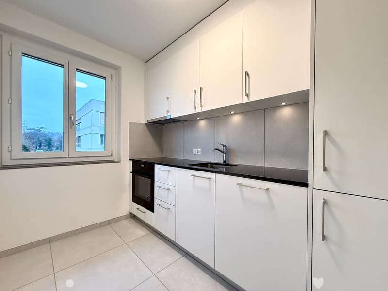 TOP-sanierte 21/2-Zwg mit Balkon im Mühlefeldquartier (1)